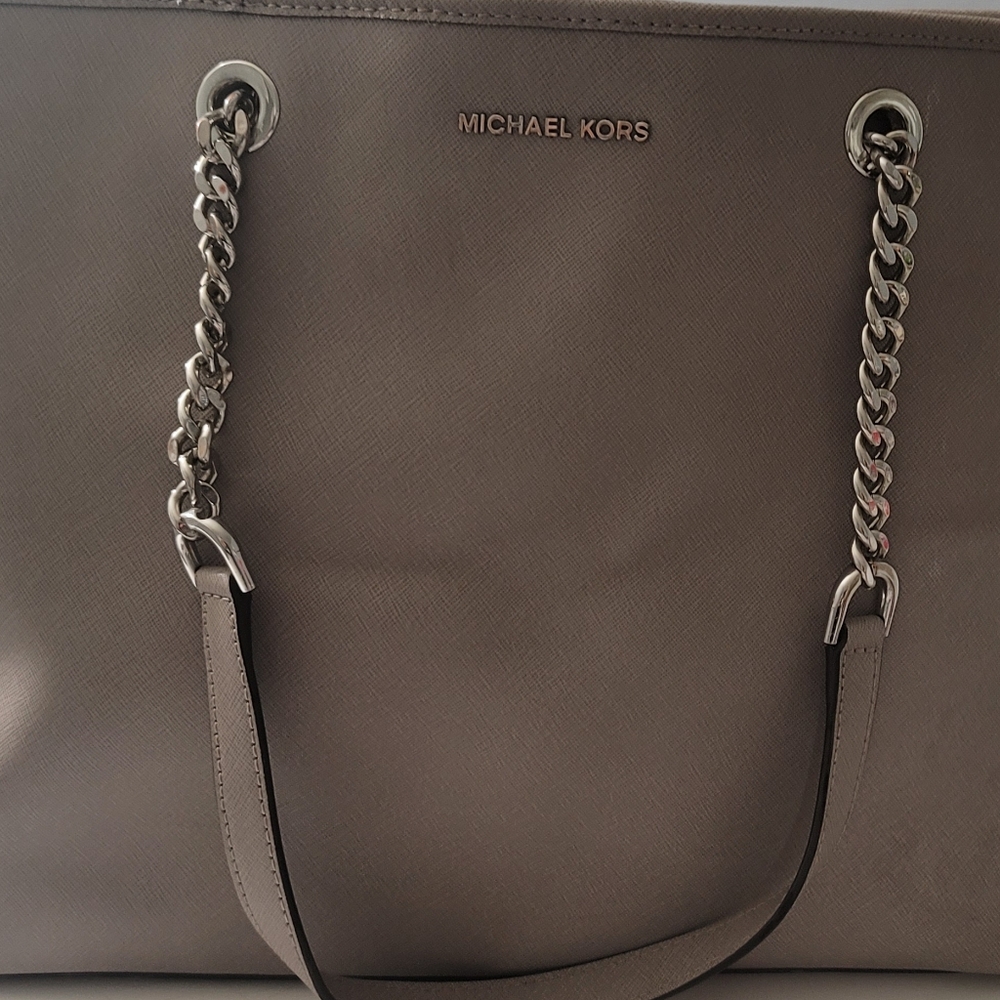 Michael Kors tote bag with chain